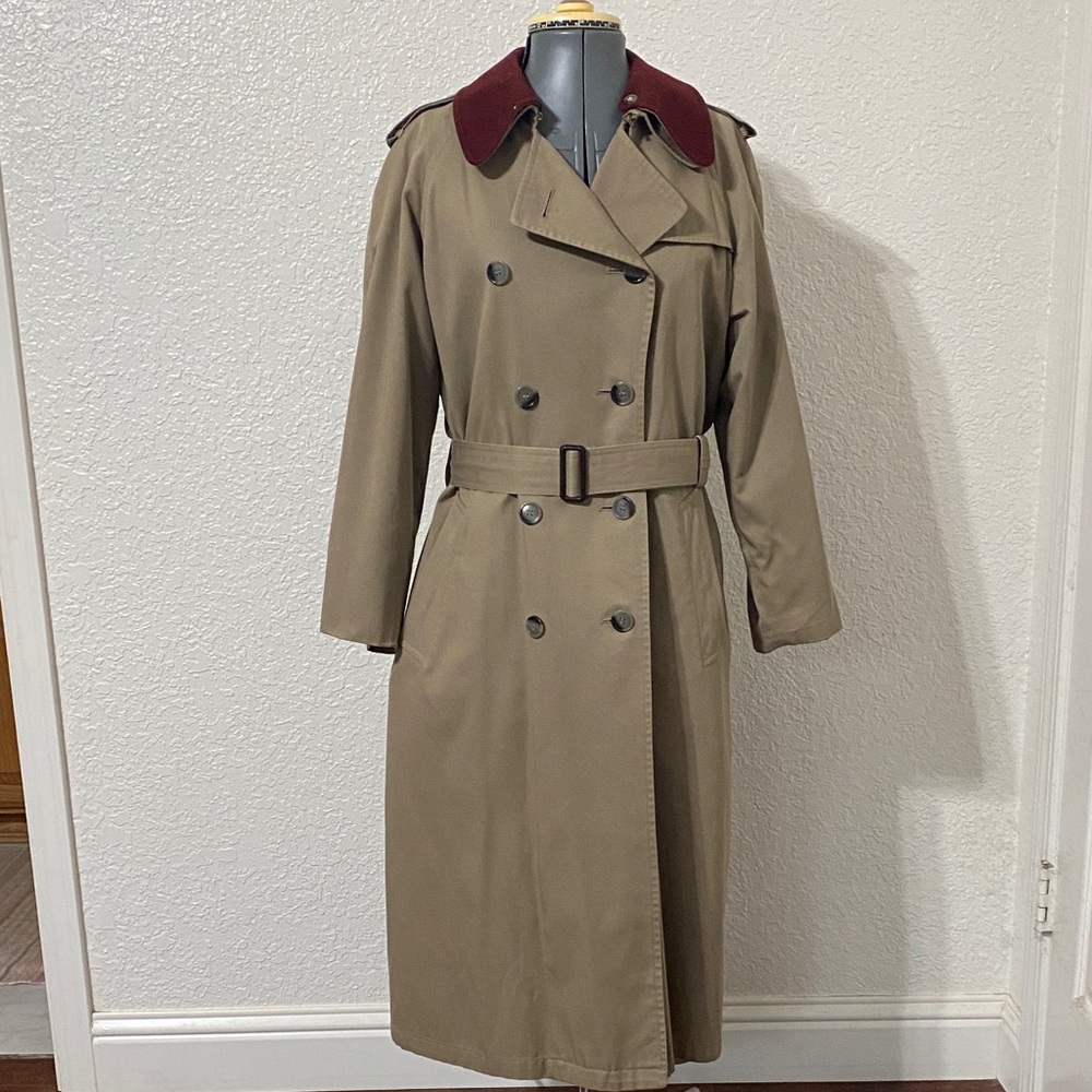 Northwest Tan Trench Coat with Burgundy Collar